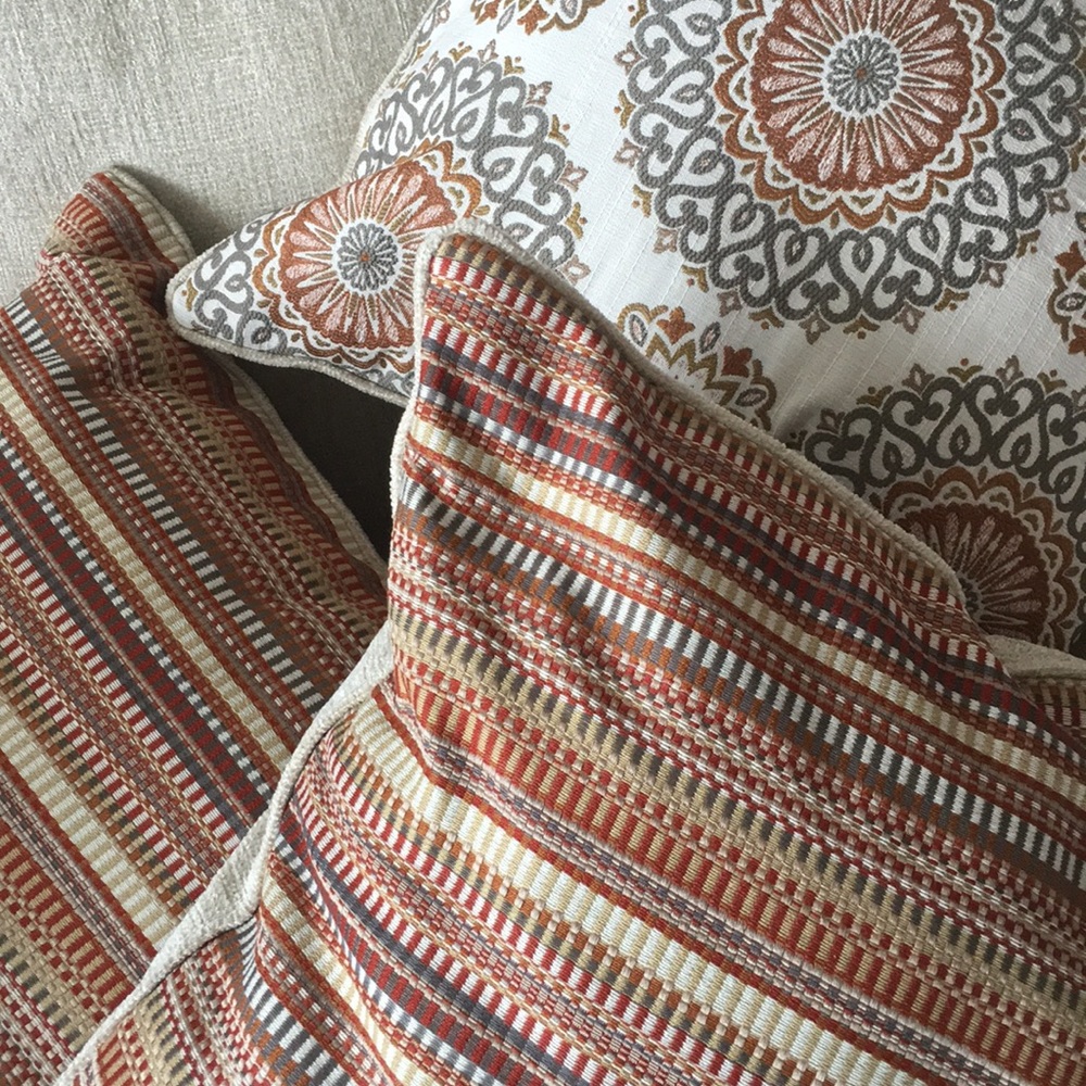 Brand new, never used Throw pillows